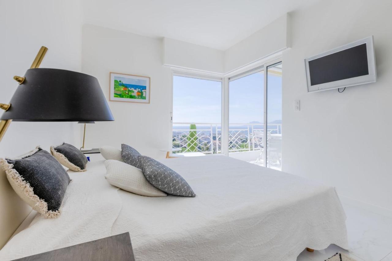 Upscale 2-br Swimming Pool Sea View *
